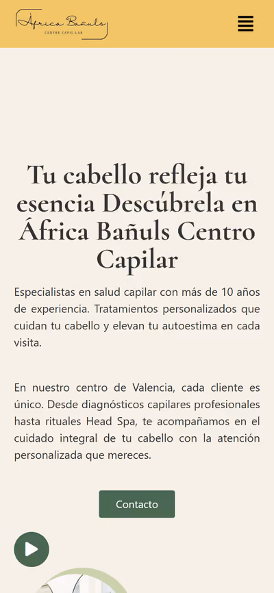 Web de África Bañuls Centro Capilar en móvil: página de inicio