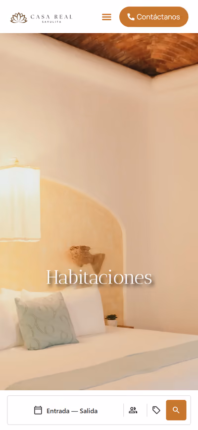 Web de Casa Real Sayulita en móvil: otra página